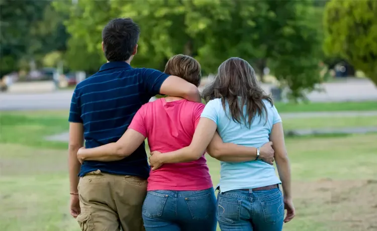 Drug Addiction Hurts Families: Where to Turn if Your Mom or Dad Is Using Drugs